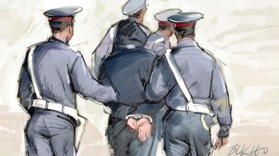 كوكبة الدراجات النارية بالطريق السيار طنجة توقف شاحنة محمّلة برمال مسروقة: تدخل مهني يُثمّنه الجميع