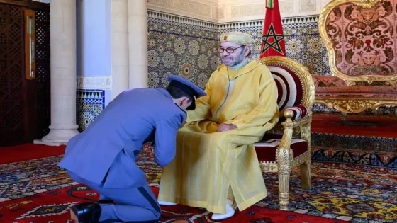 جلالة الملك يعين ولي العهد الأمير مولاي الحسن منسقا لمكاتب ومصالح القيادة العامة للقوات المسلحة الملكية