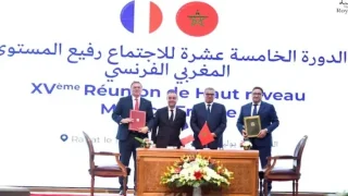المغرب وفرنسا يوقعان سلسلة اتفاقيات جديدة لتعزيز الشراكة الإستراتيجية